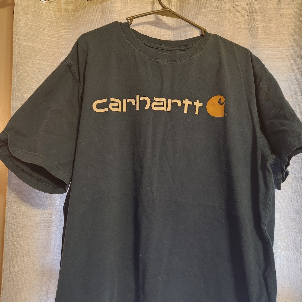 Size large men's original fit t shirt